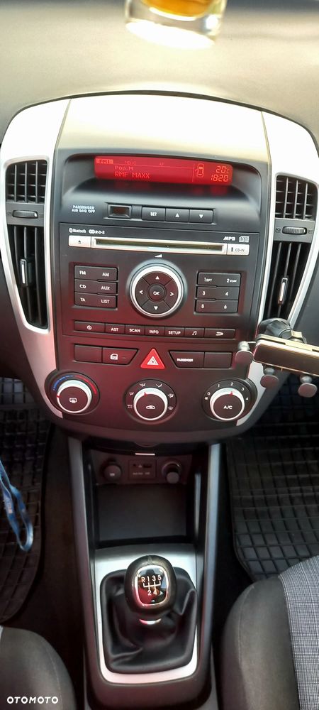 Kia Ceed 1.4 Comfort - 11