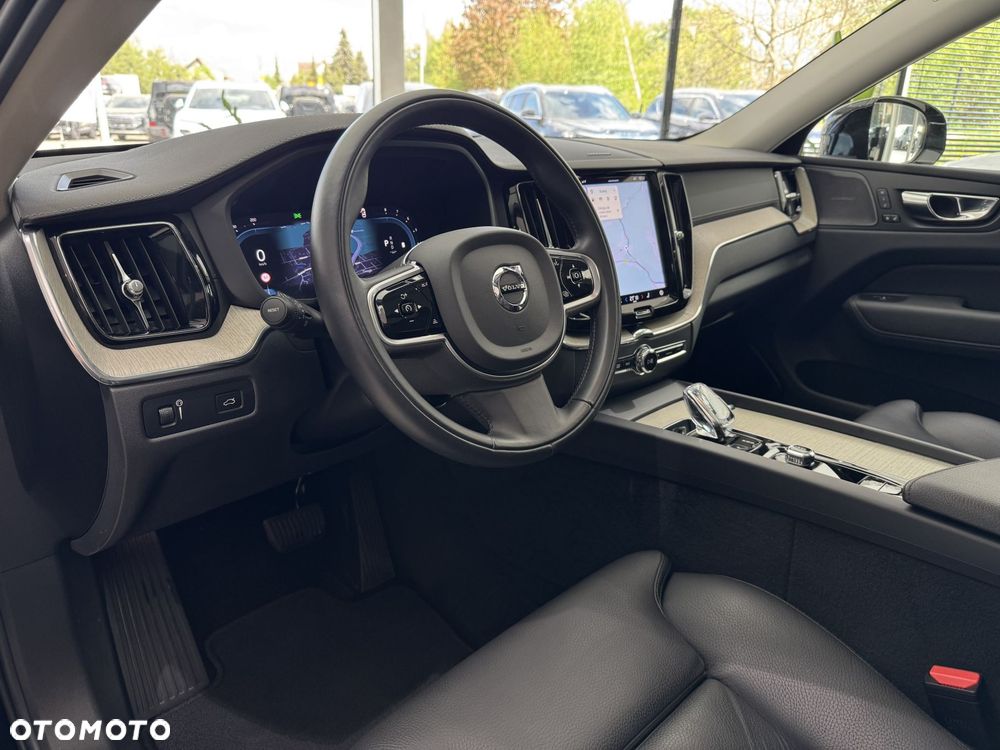 Volvo XC 60 B5 B AWD Inscription - 8