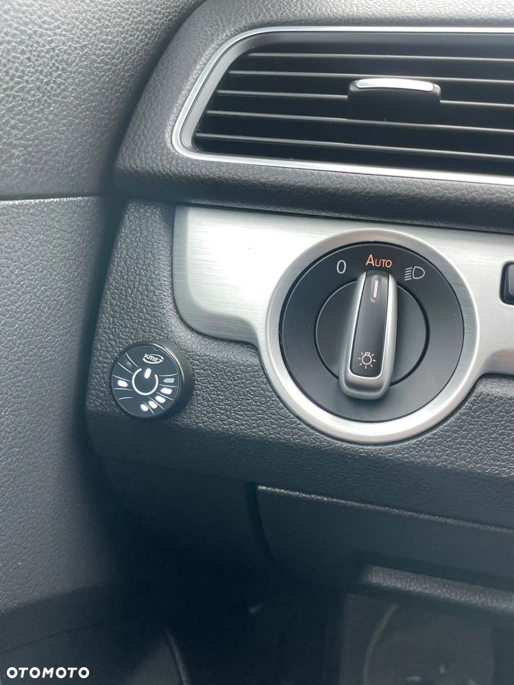 Volkswagen Passat - 15