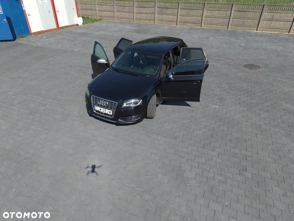 Audi S3 2.0T FSI Quattro - 2