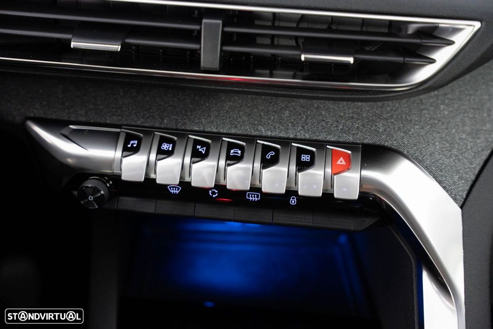 Peugeot 3008 1.2 PureTech Allure Pack - 26