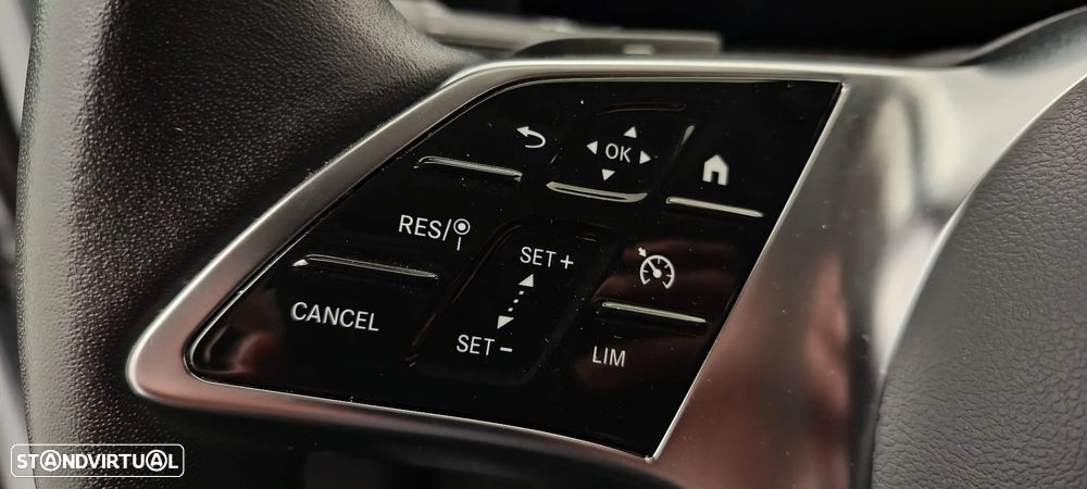 Mercedes-Benz CLA 180 d - 22