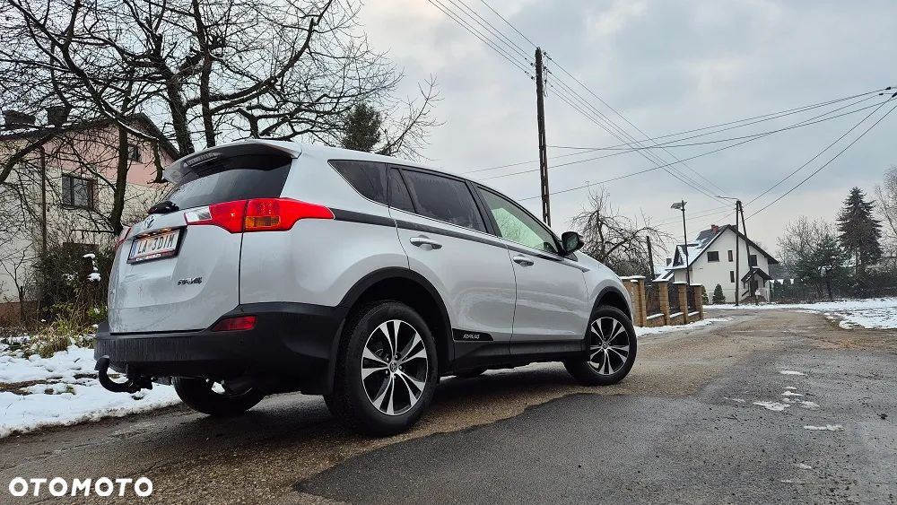 Toyota RAV4 2.0 D-4D Premium - 2