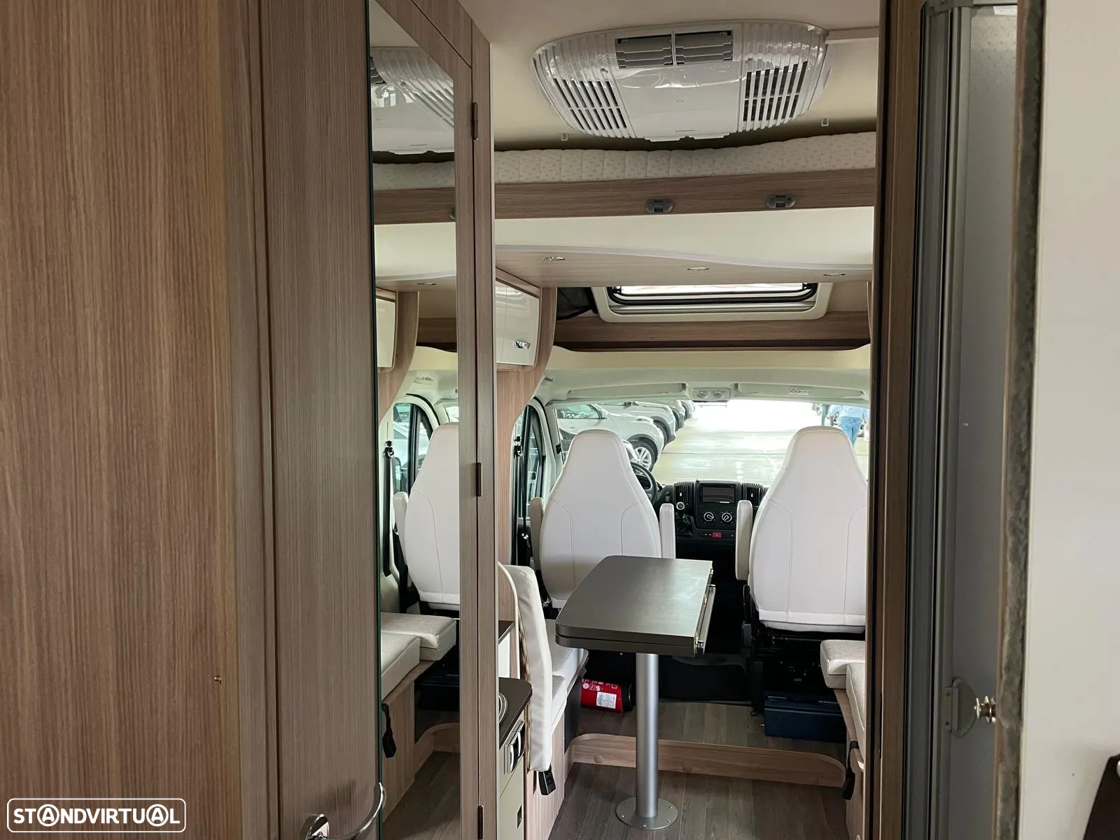 Burstner Lyseo Time Fidelity - Autocaravana c/Camas Central e Elevatória - 23