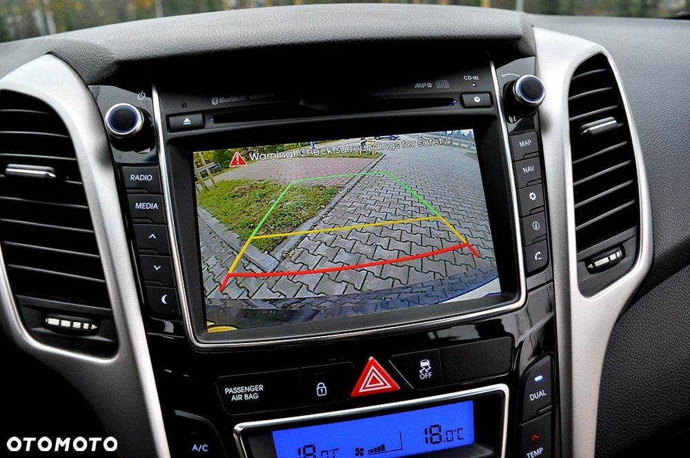 Hyundai i30 1.6 CRDi BlueDrive Premium - 29