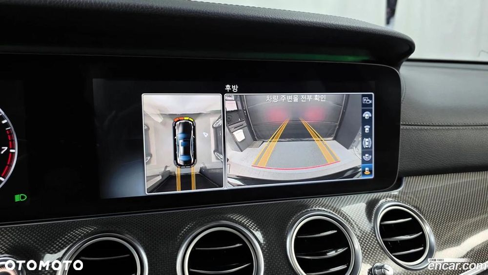 Mercedes-Benz Klasa E 300 9G-TRONIC AMG Line - 15