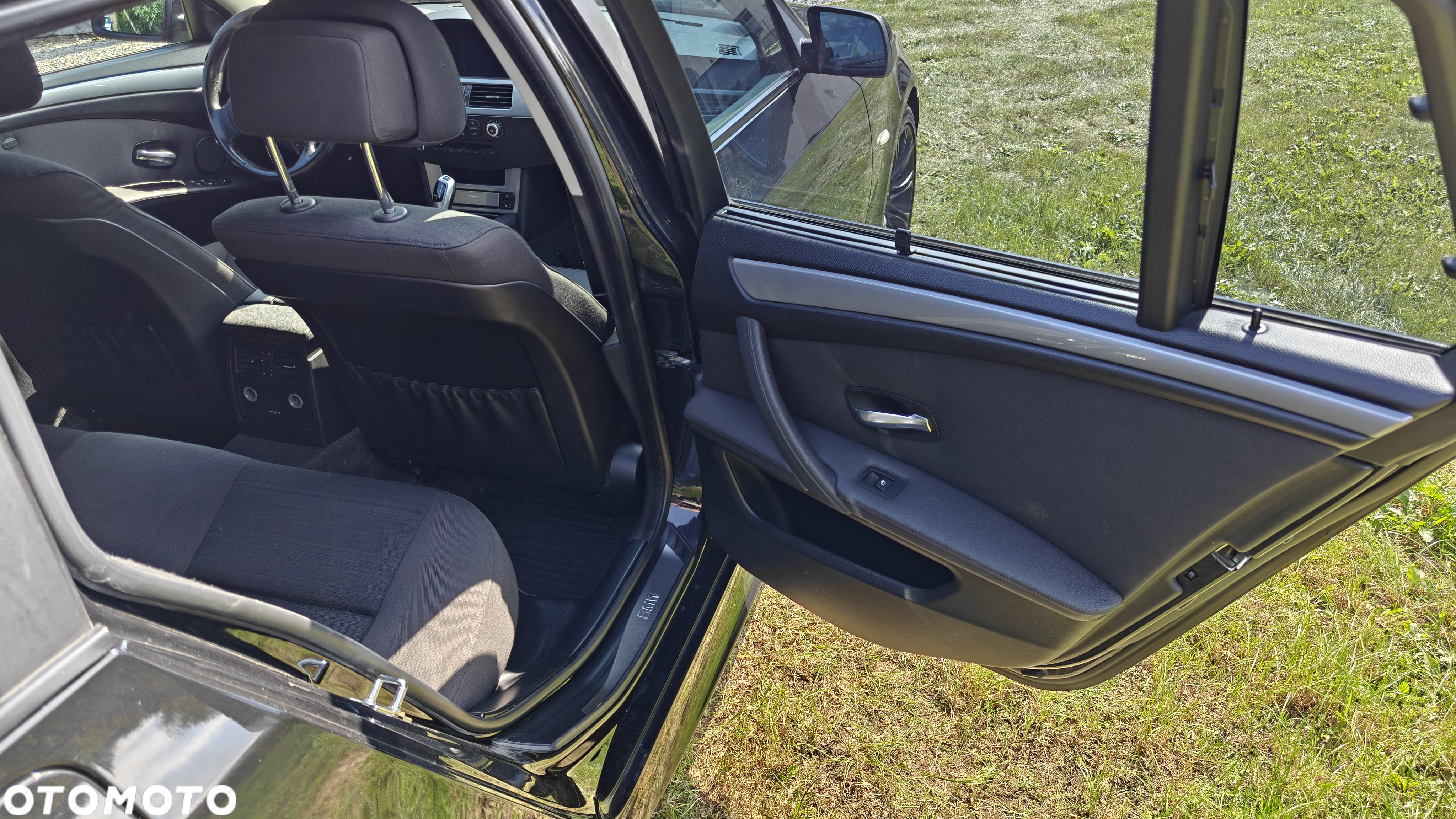 BMW Seria 5 520d Touring - 11
