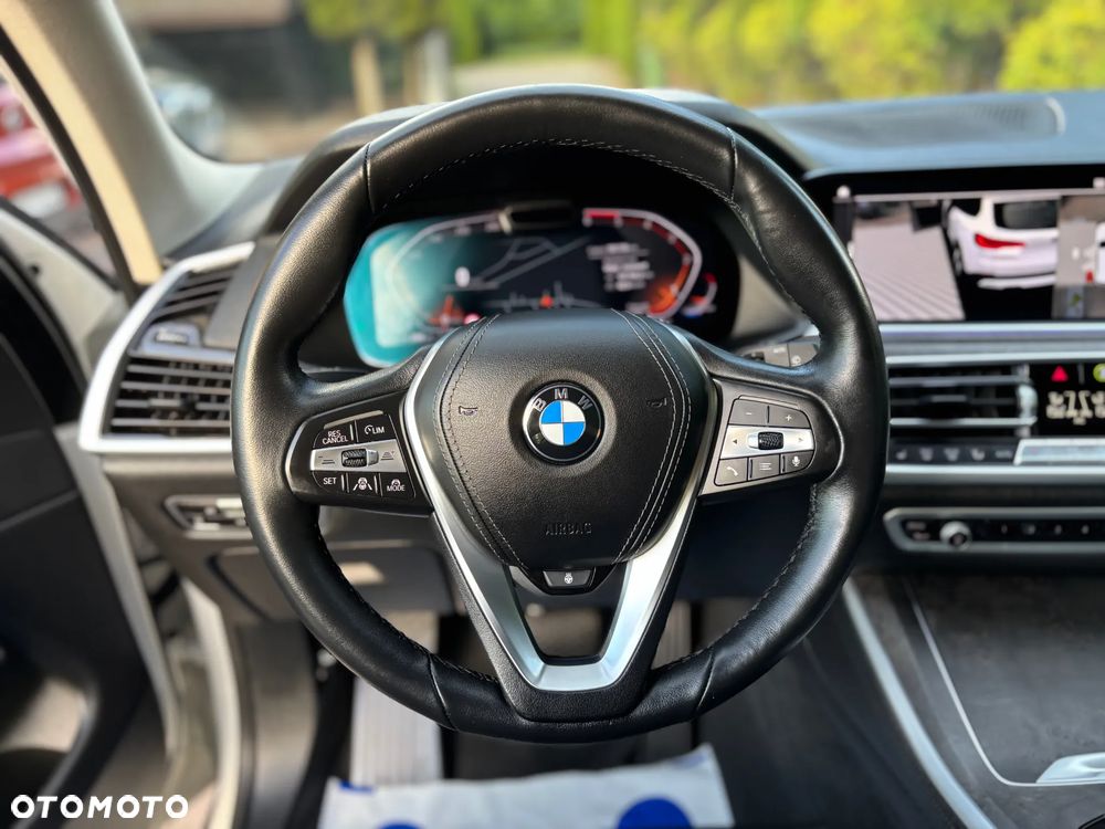 BMW X5 xDrive25d xLine - 29