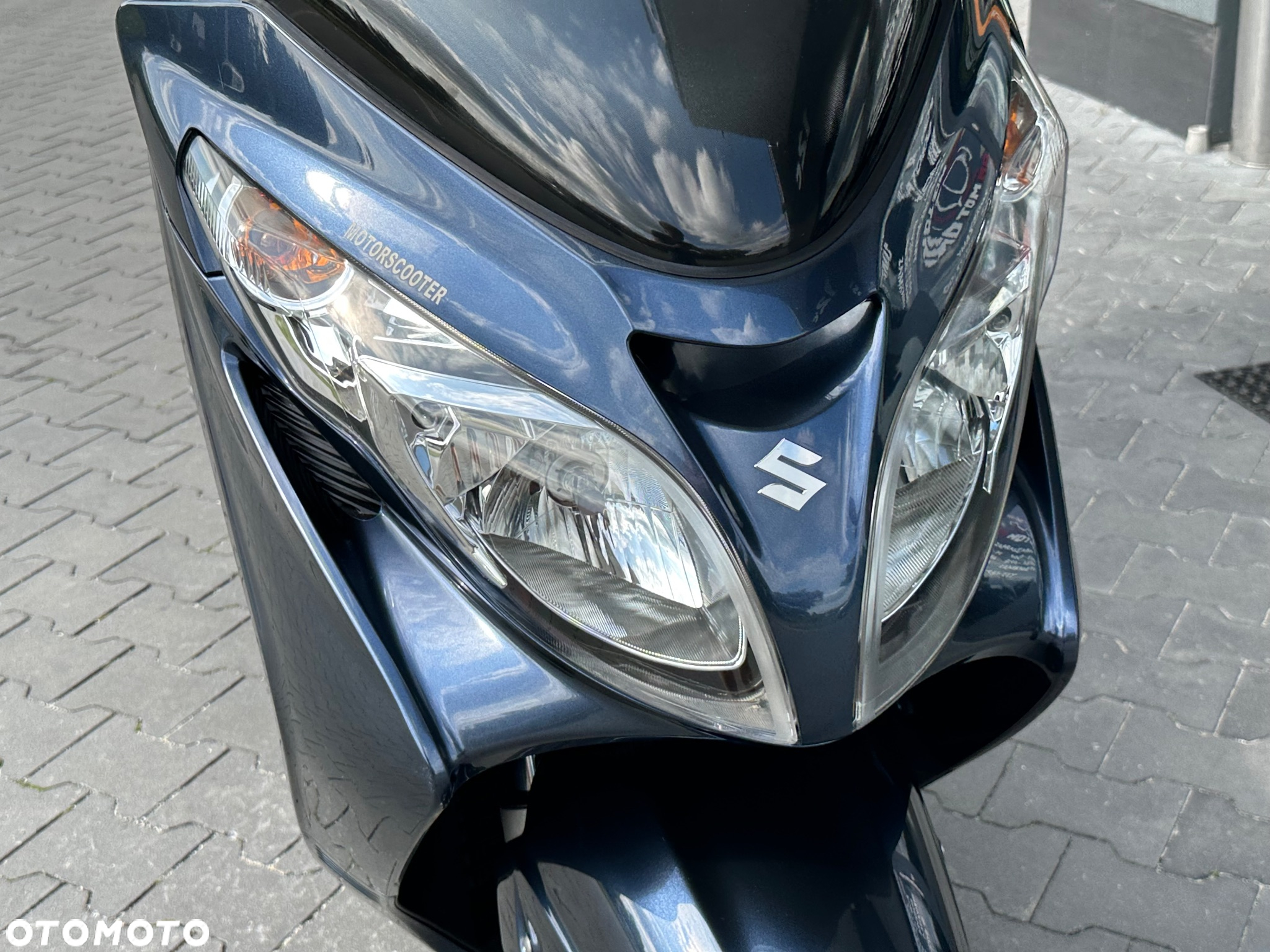 Suzuki Burgman - 18