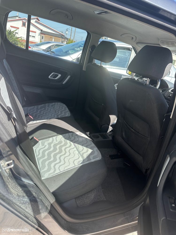 Skoda Fabia 1.2 Ambiente - 6