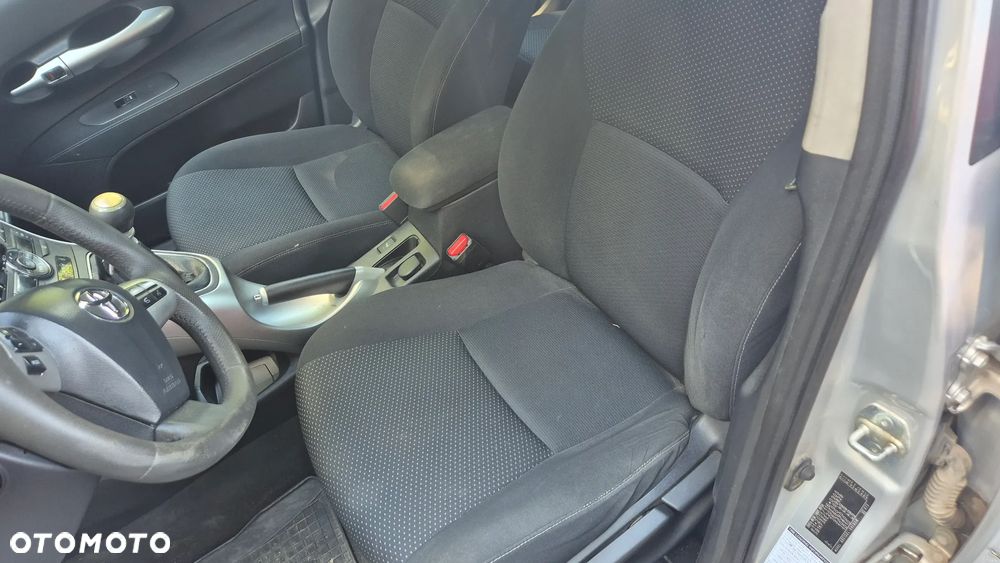 Toyota Auris 1.4 D-4D Luna - 15