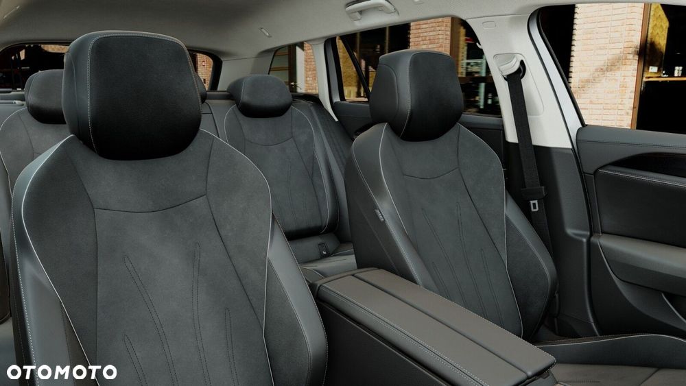 Volkswagen Passat Variant 2.0 TDI SCR Business DSG - 12