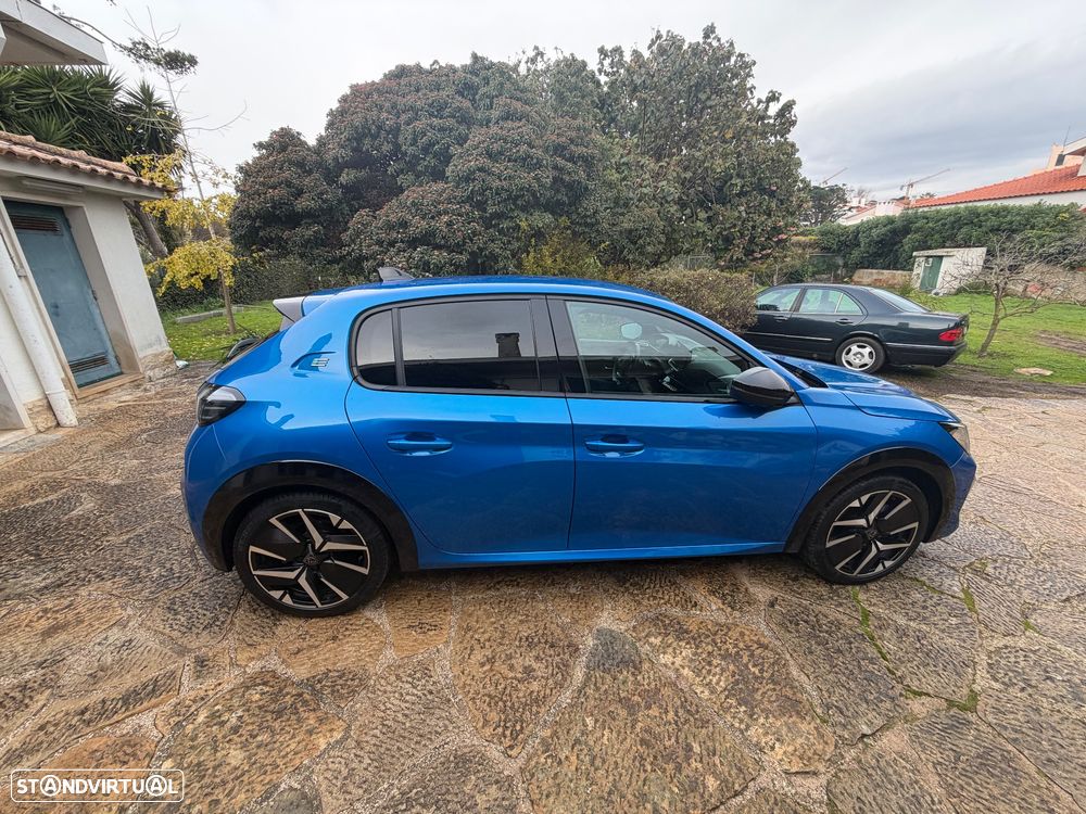 Peugeot e-208 GT - 7