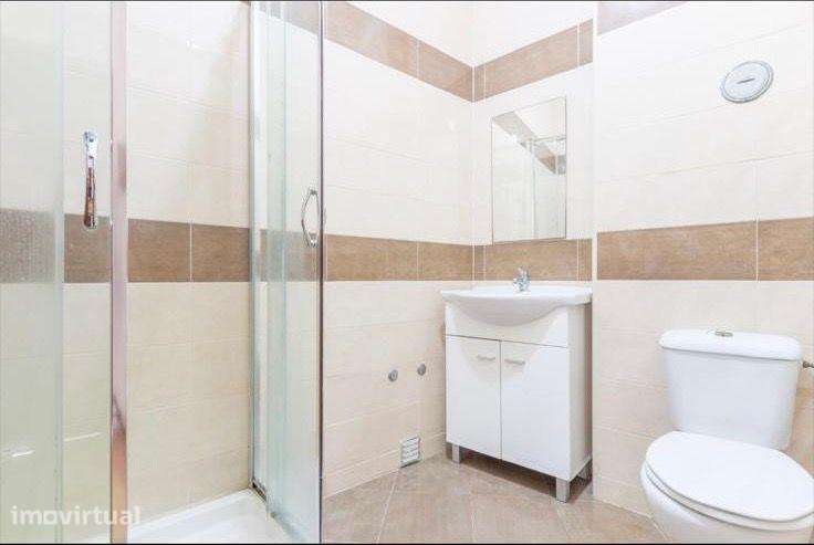 T2 CENTRAL perto  Hospital, Fertagus, Loja Cidadão - Grande imagem: 3/17