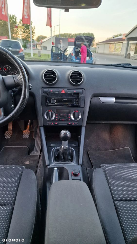 Audi A3 Sportback 2.0 TDI DPF Ambiente - 13