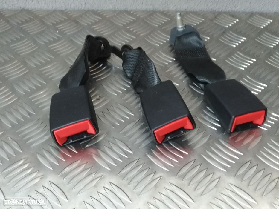 Encaixe de Cinto Traseiro Peugeot Citroen - 1