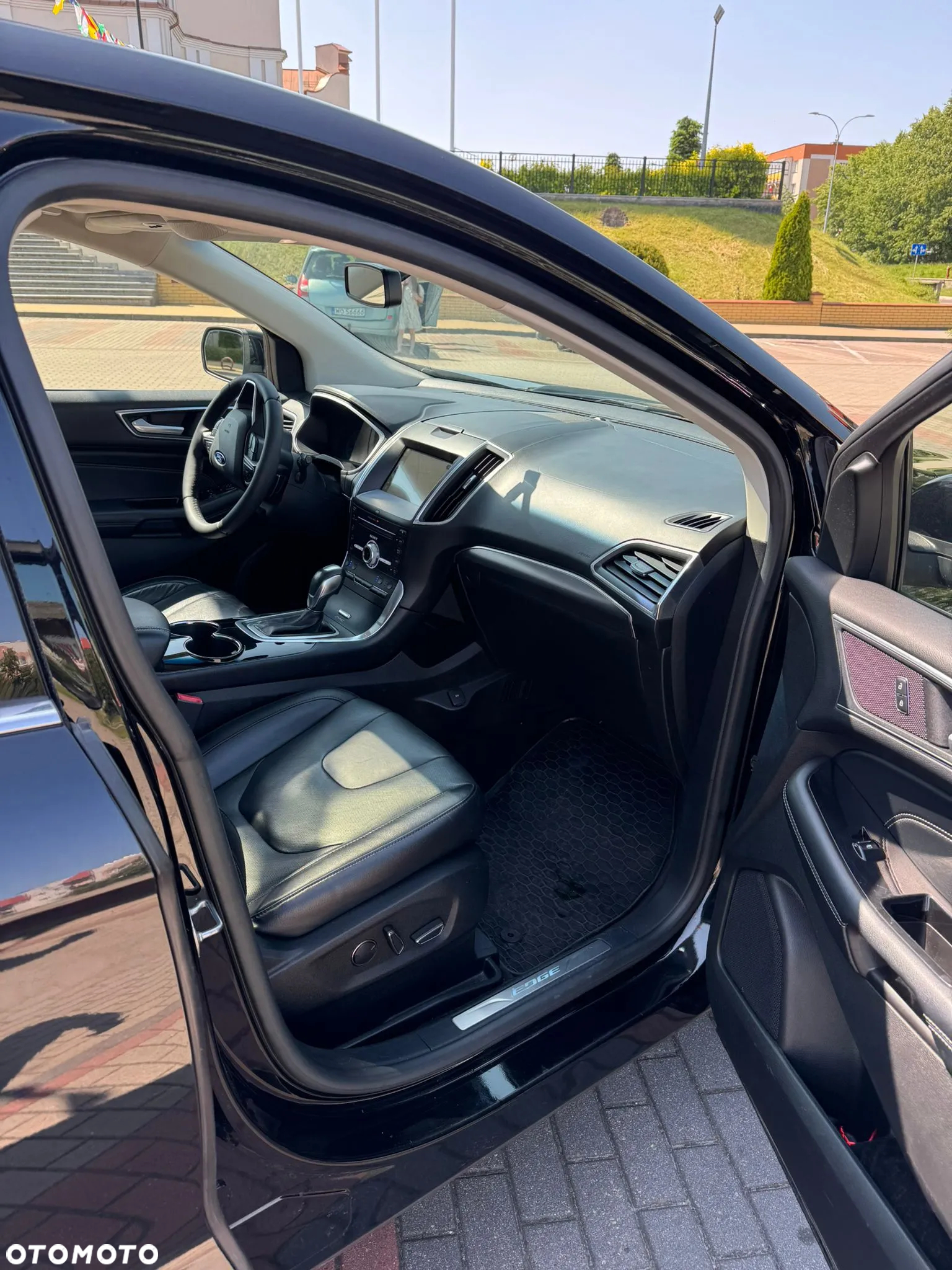 Ford Edge - 7