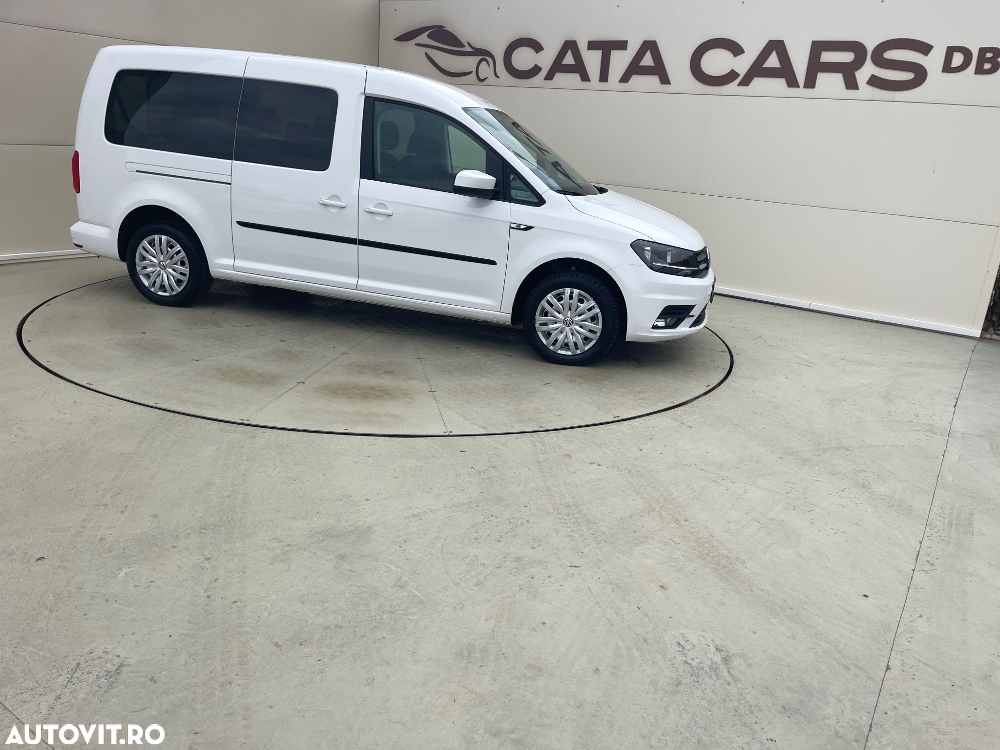 Volkswagen Caddy 2.0 TDI (7-Si.) Maxi Trendline - 21