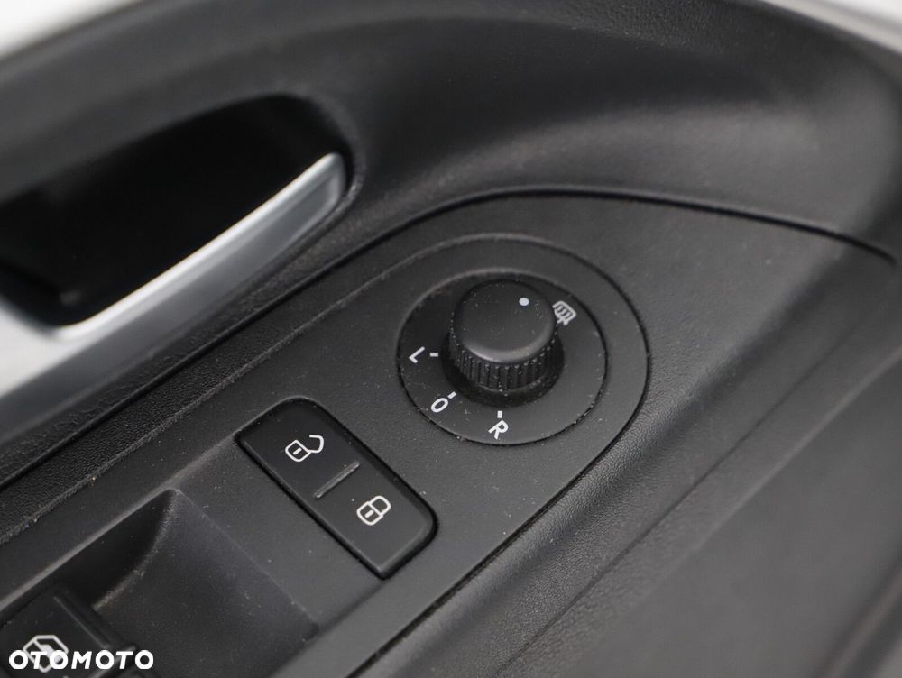 Volkswagen up! - 22