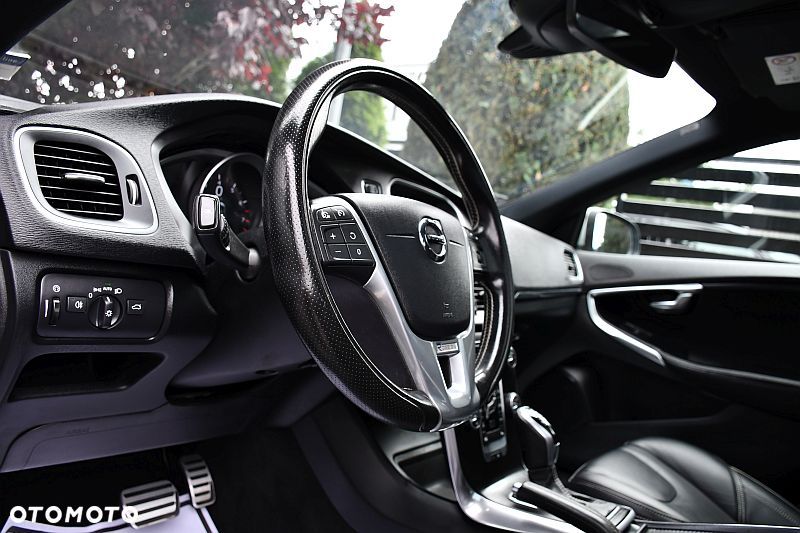 Volvo V40 T4 Geartronic RDesign - 11