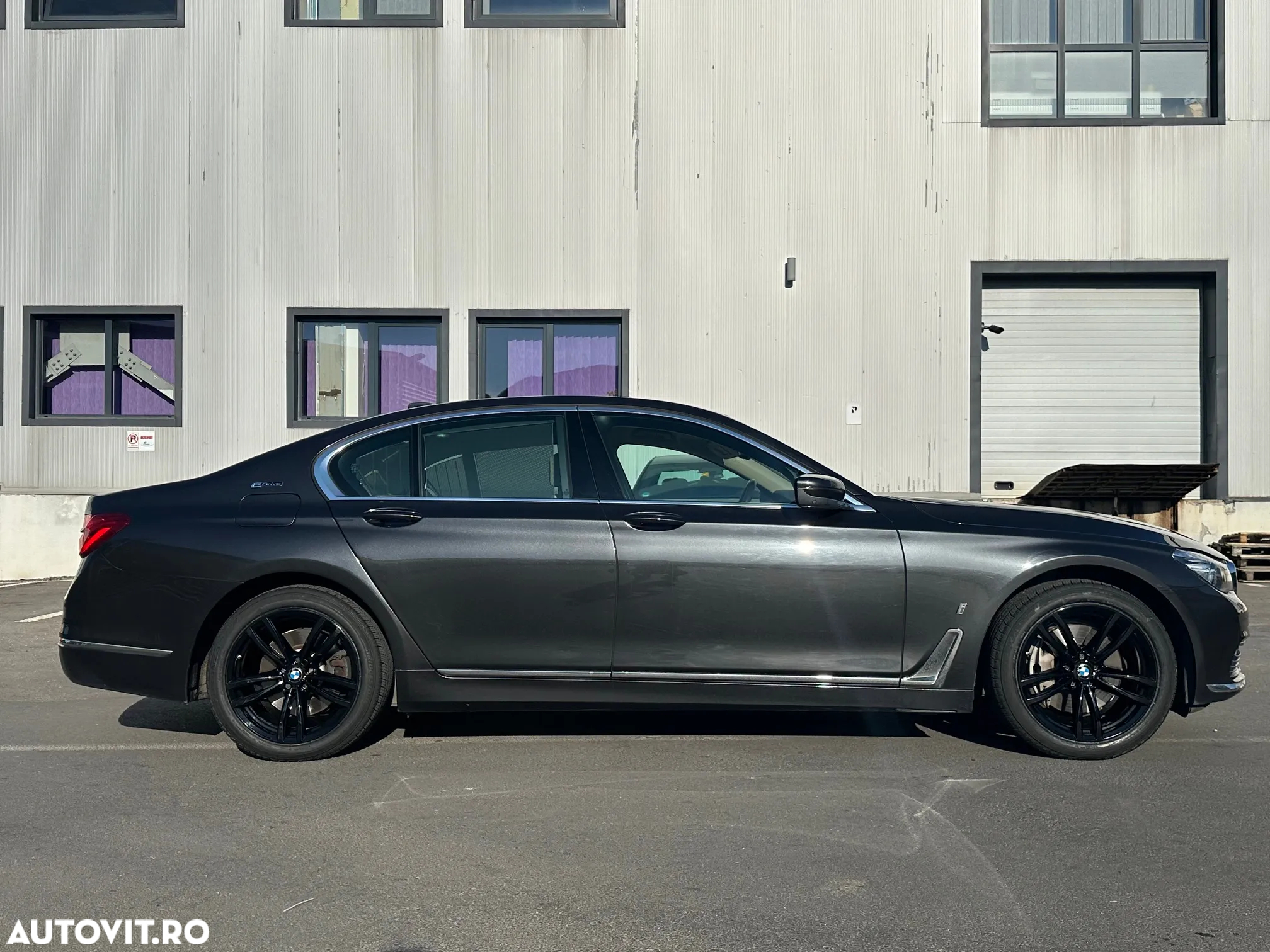 BMW Seria 7 - 40