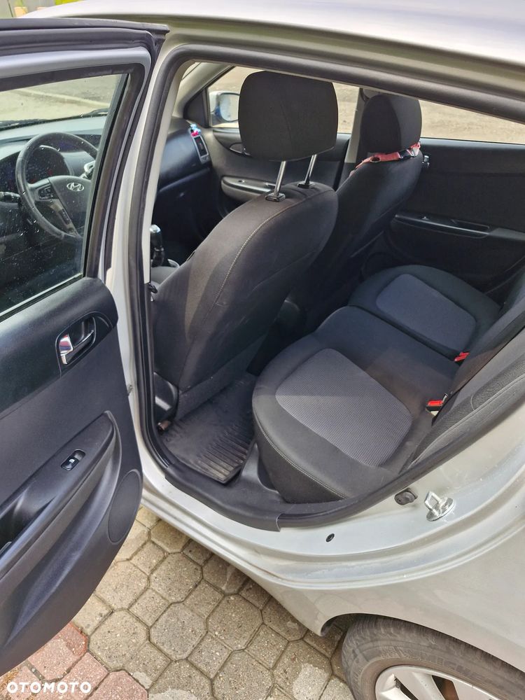 Hyundai i20 1.4 CRDI Classic - 10