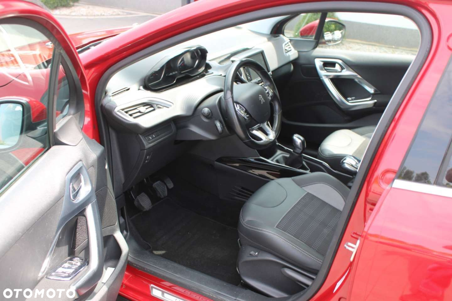 Peugeot 2008 - 22