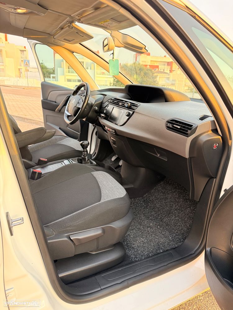 Citroën Grand C4 Spacetourer - 4