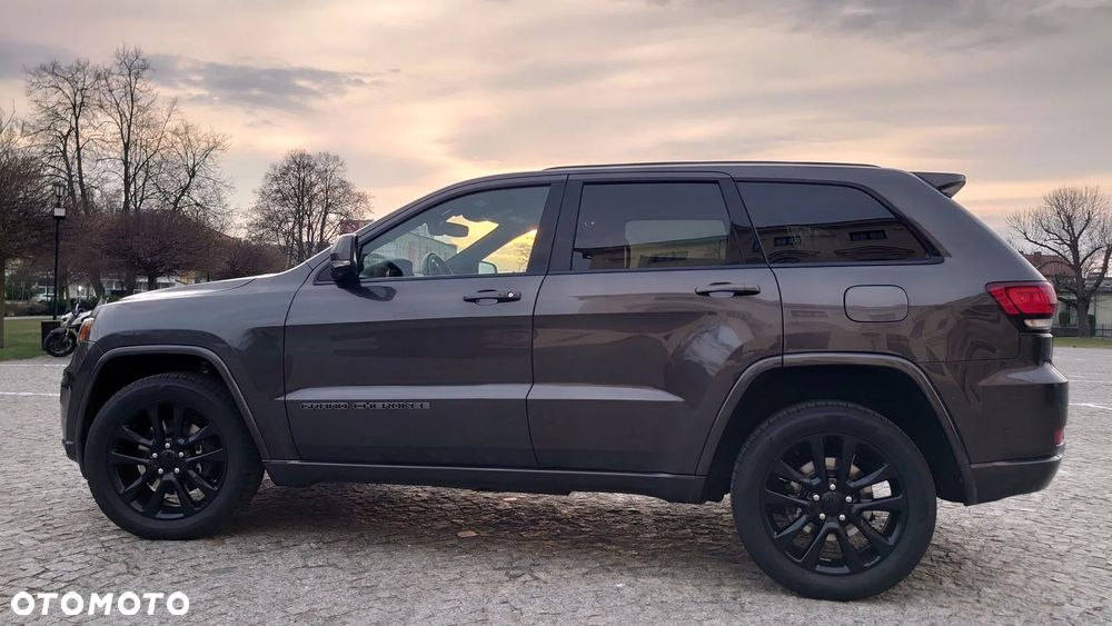 Jeep Grand Cherokee - 7