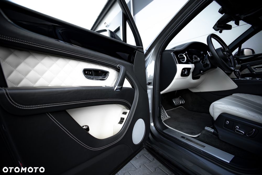 Bentley Bentayga W12 - 21