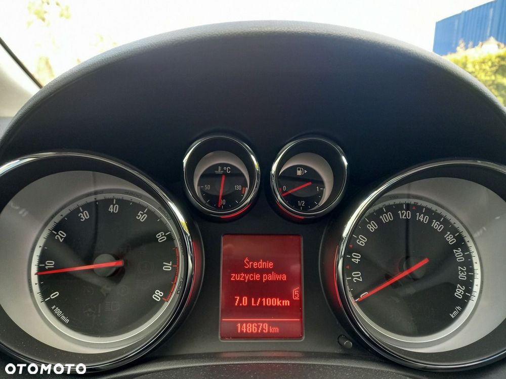 Opel Astra 1.4 Innovation - 31