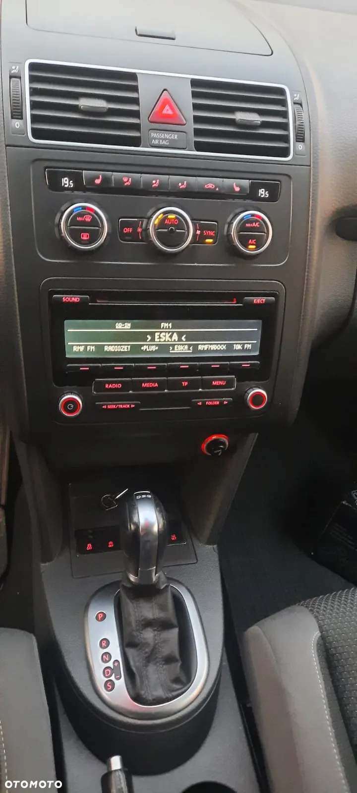 Volkswagen Touran 1.6 TDI DPF Comfortline DSG - 9