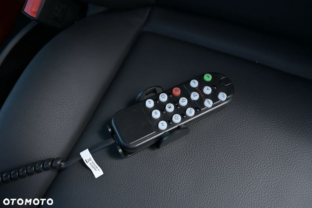 Mercedes-Benz Sprinter - 20