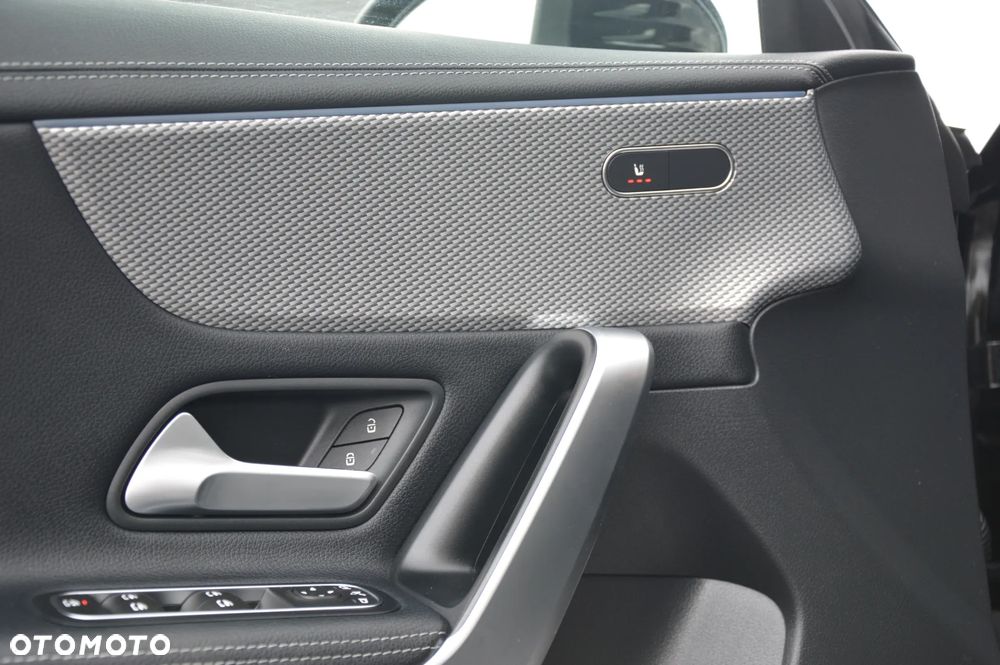 Mercedes-Benz CLA 200 d 8G-DCT Edition Progressive Line - 24