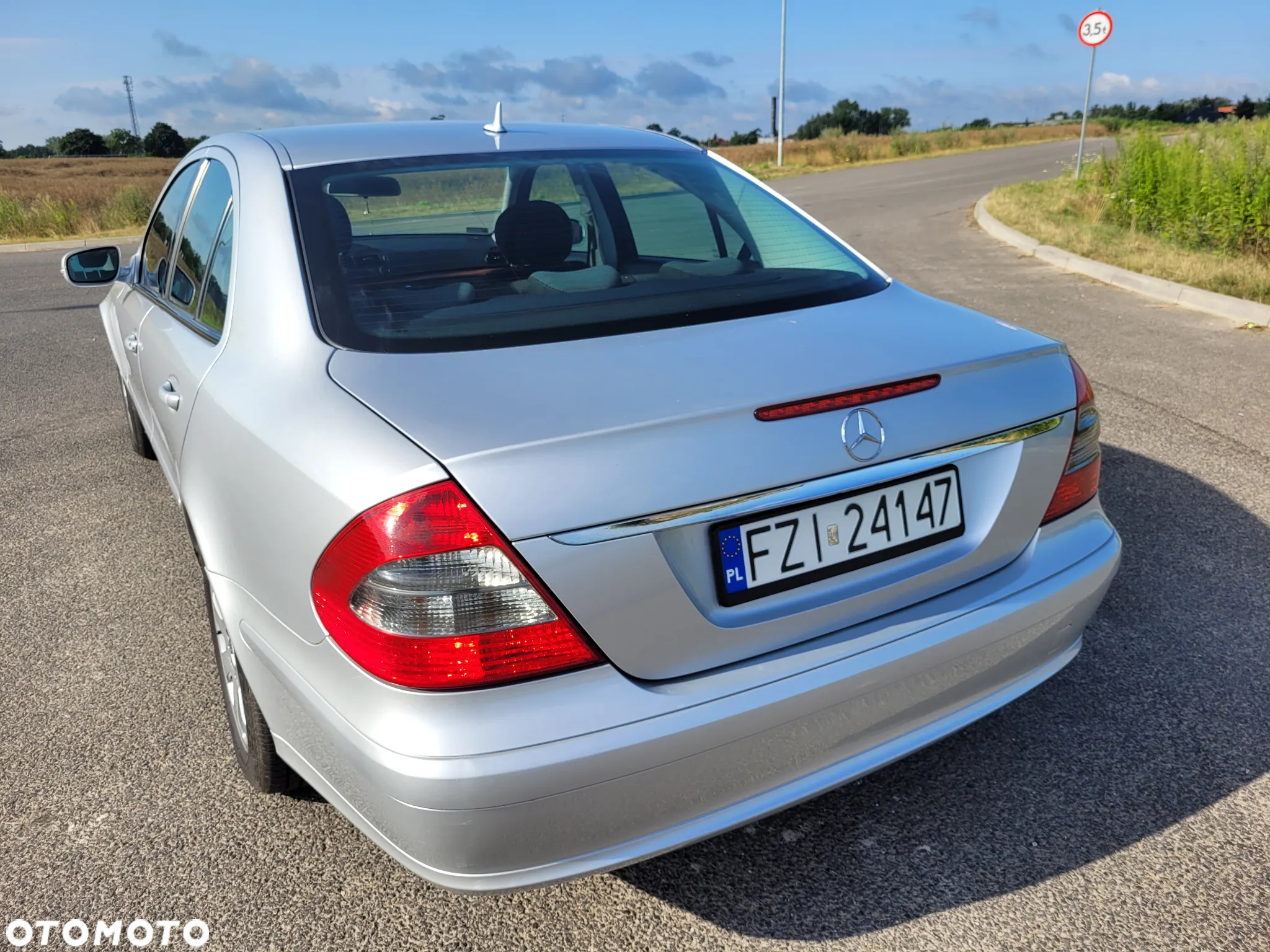 Mercedes-Benz Klasa E - 12
