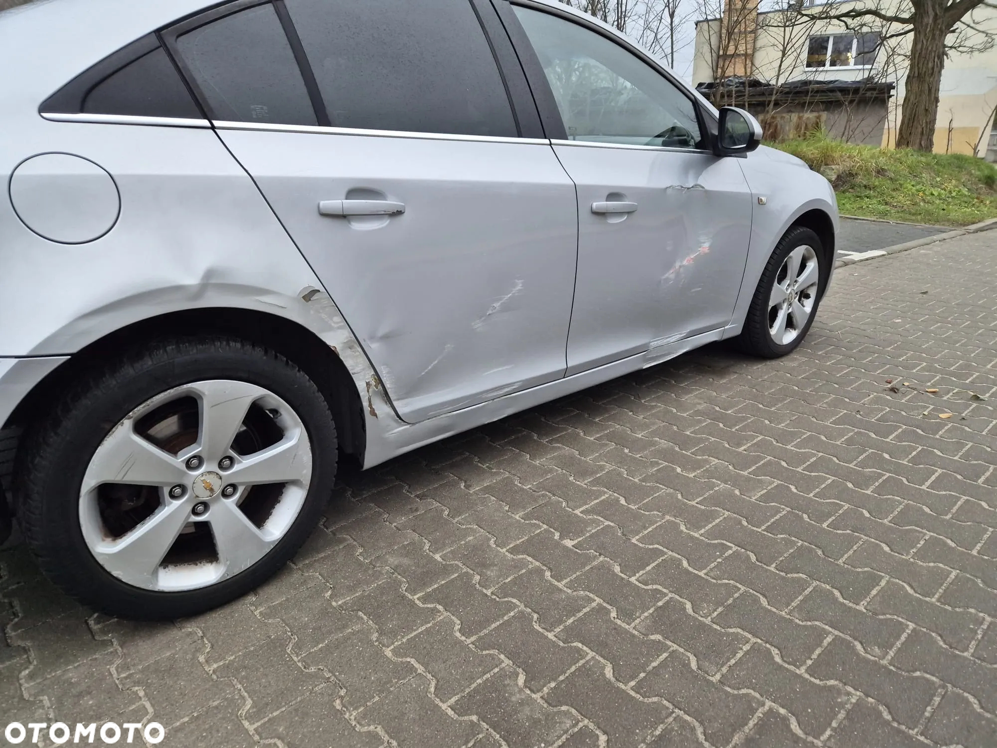 Chevrolet Cruze - 11