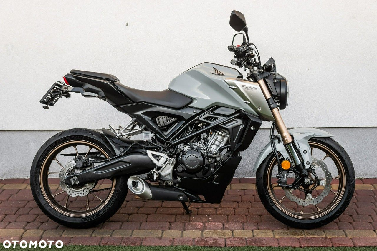 Honda CB - 3