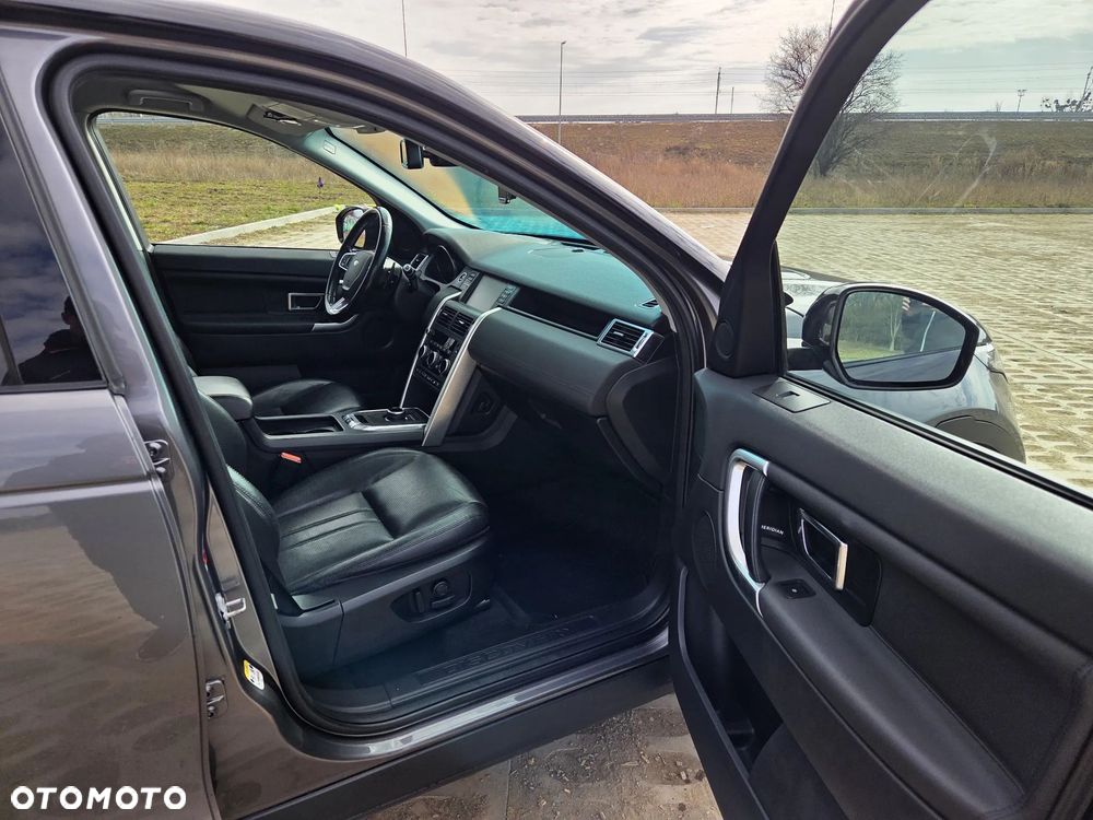 Land Rover Discovery Sport 2.0 TD4 HSE Luxury - 15