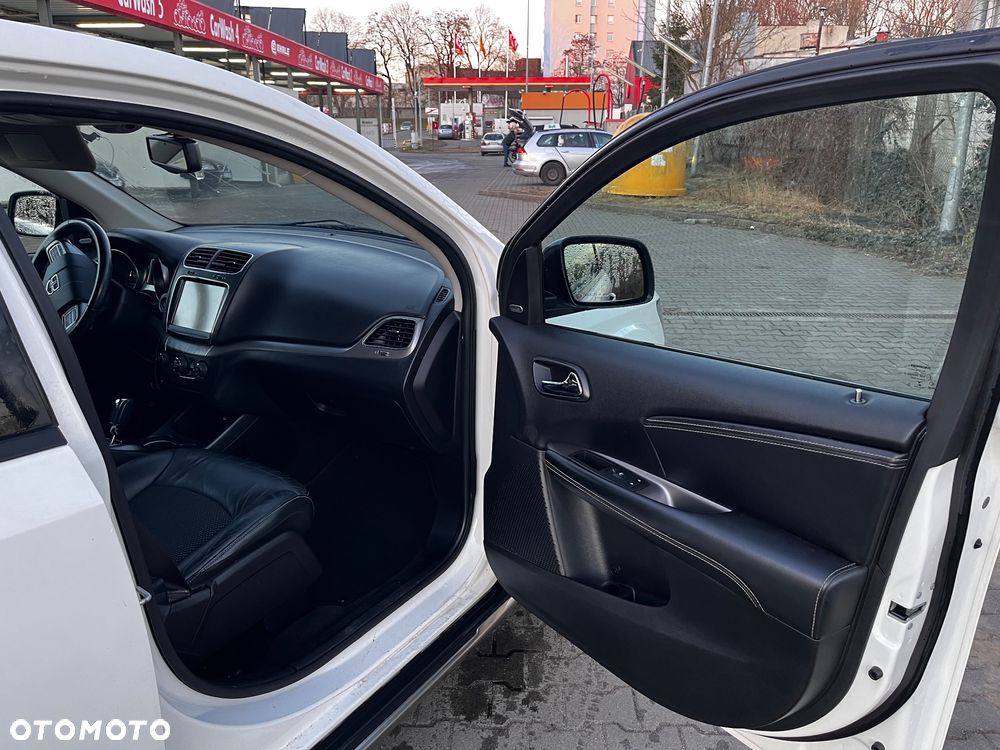 Dodge Journey - 13