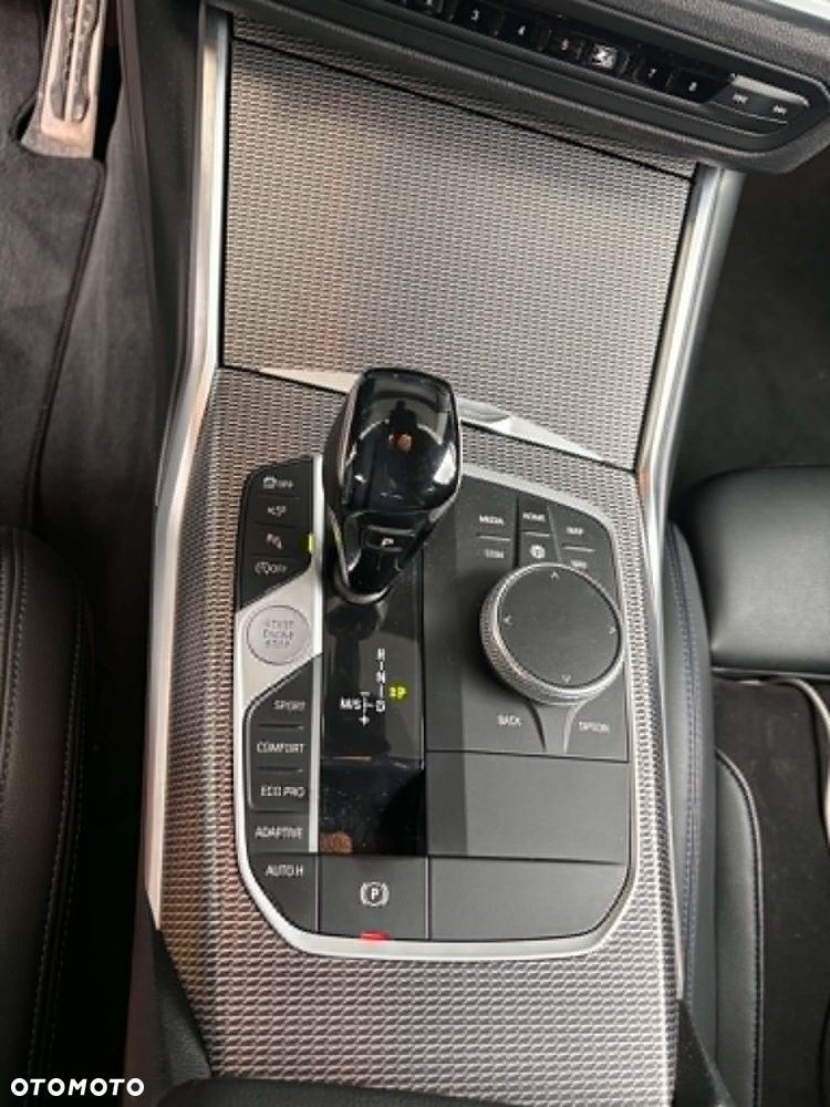 BMW Seria 3 330d xDrive M Sport sport - 9