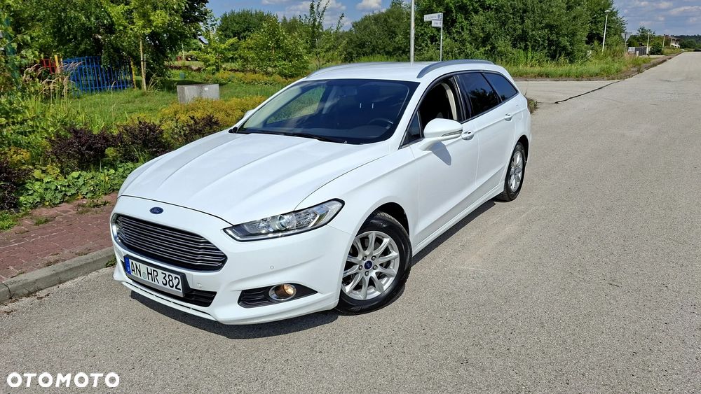 Ford Mondeo 2.0 TDCi STart-Stopp PowerShift-Aut Titanium - 2