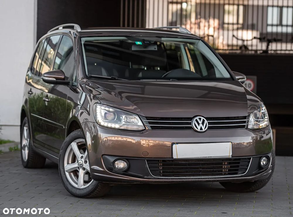 Volkswagen Touran 1.4 TSI BMT Highline DSG - 2
