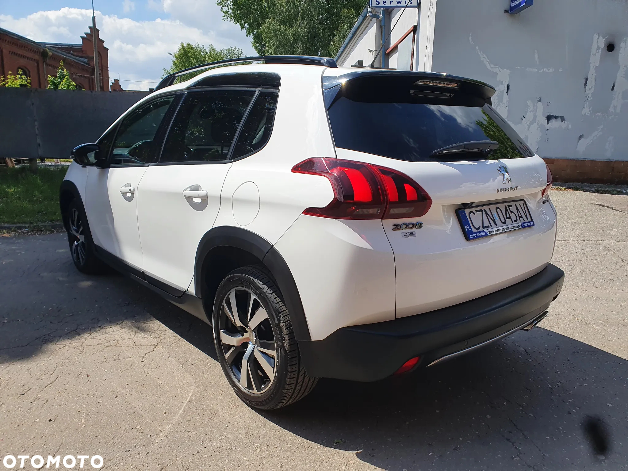 Peugeot 2008 - 5