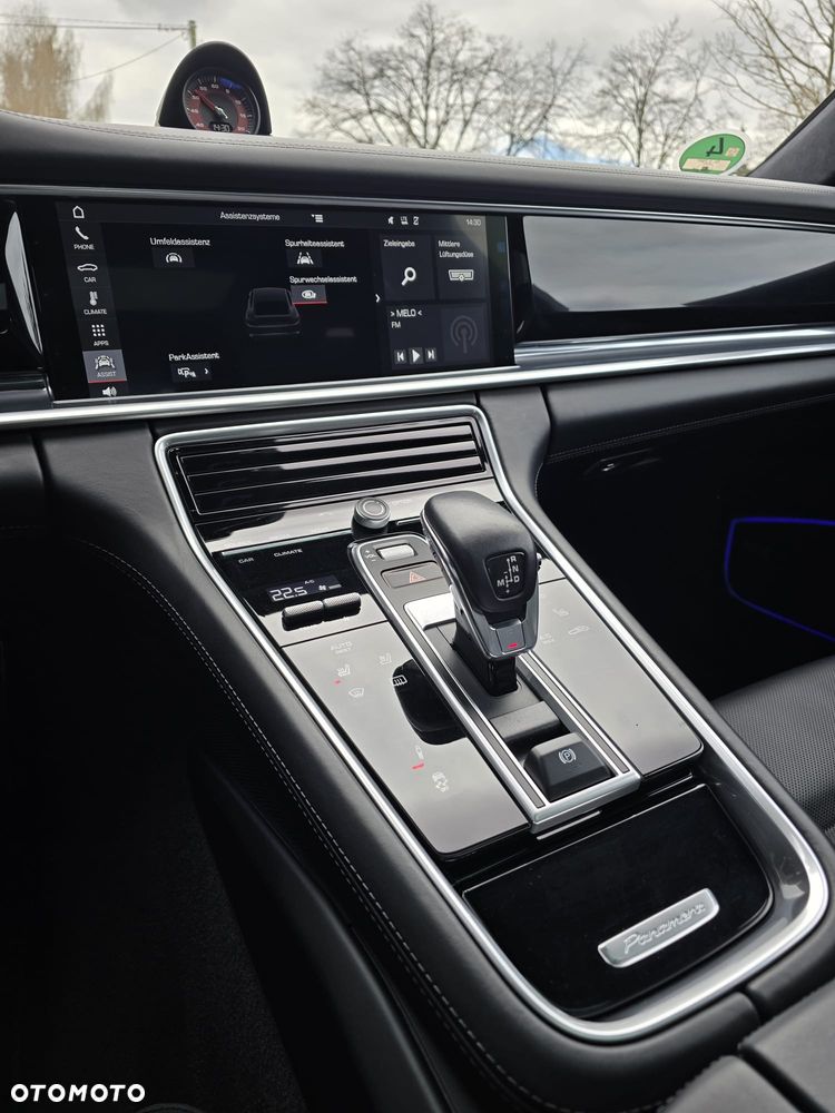 Porsche Panamera 4S - 19