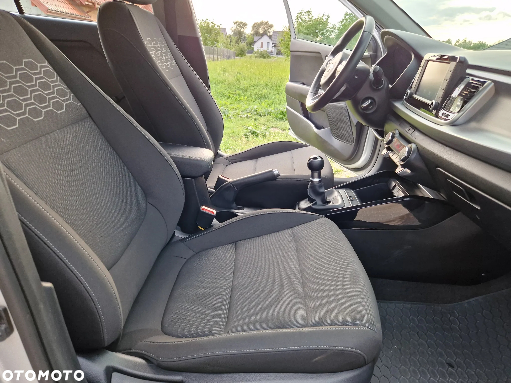 Kia Rio 1.2 XL - 28