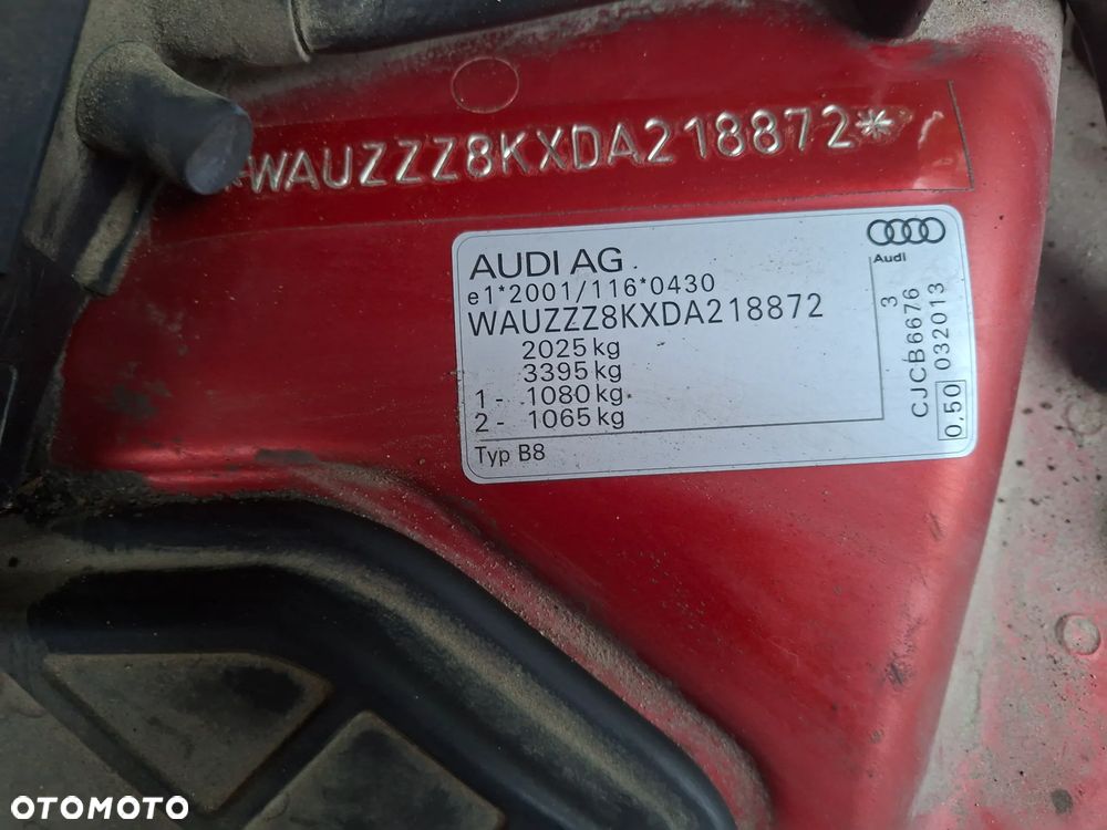Audi A4 Limousine - 13