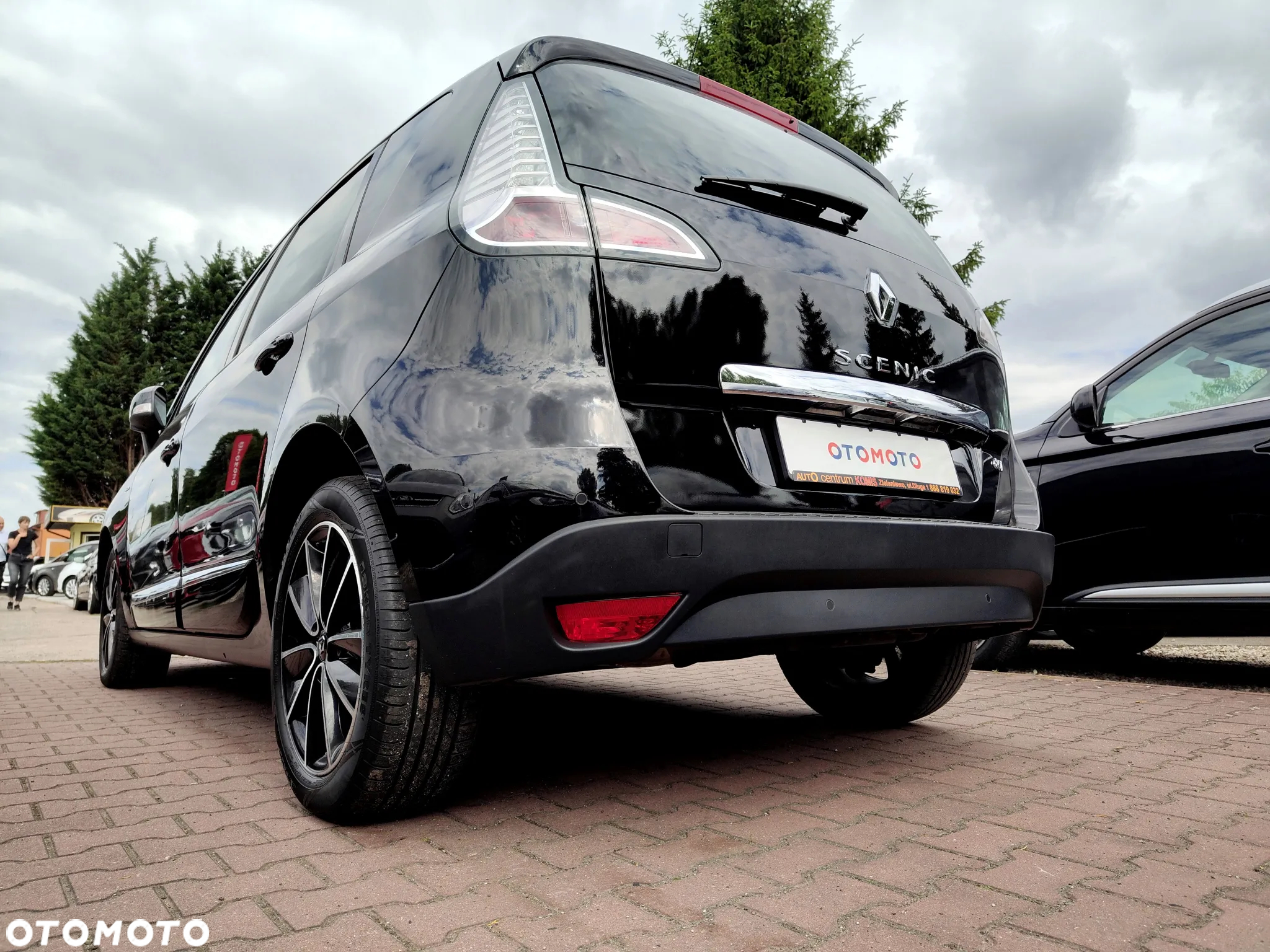 Renault Scenic 1.6 dCi Bose - 17