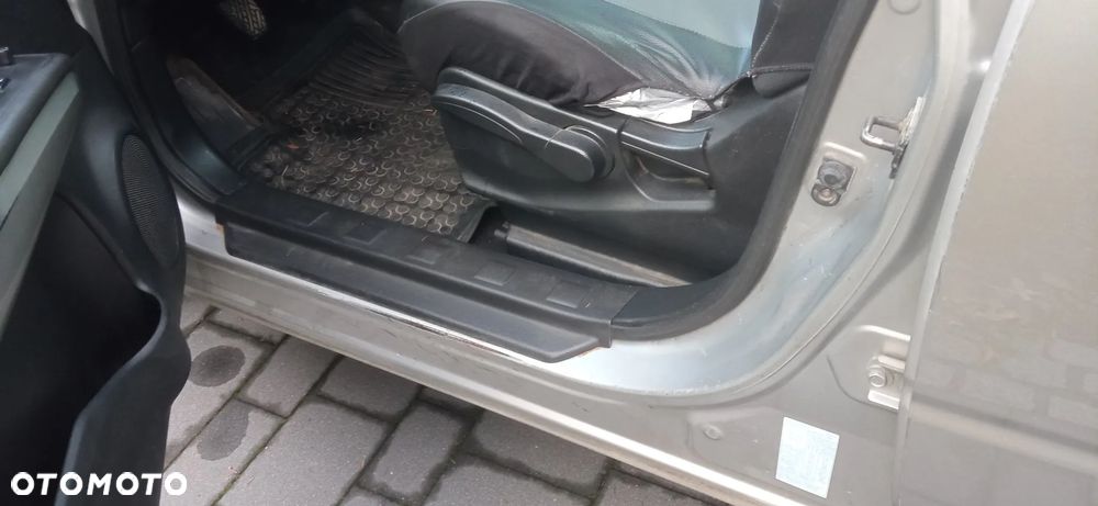 Nissan X-Trail 2.0 dCi SE - 13