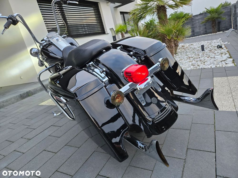 Harley-Davidson Touring Road King - 34