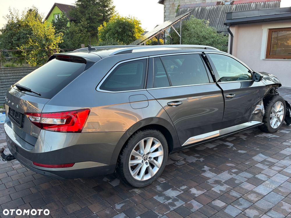 Skoda Superb 2.0 TDI SCR 4x4 Ambition DSG - 5